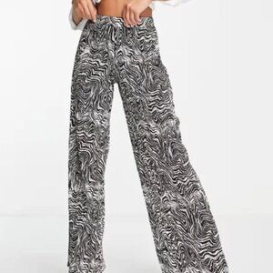 Black and White Abstract Swirl Pattern Casual Pants Pleated Wide Leg Stretchy